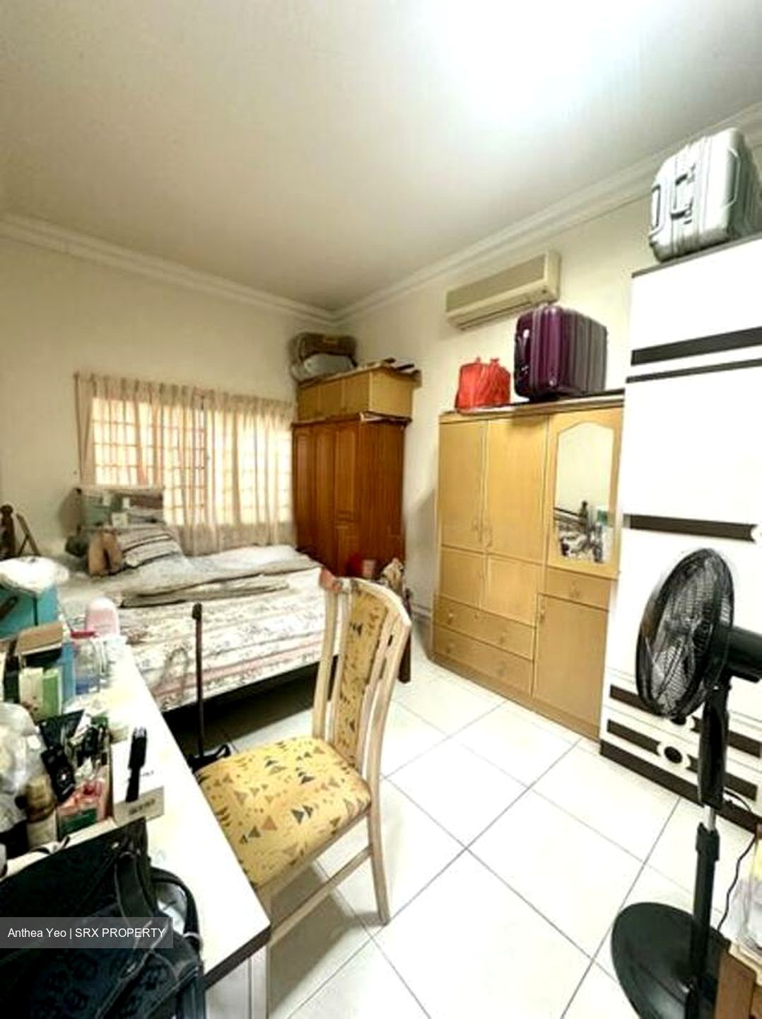 Llyn Gardens (D19), Terrace #497632751